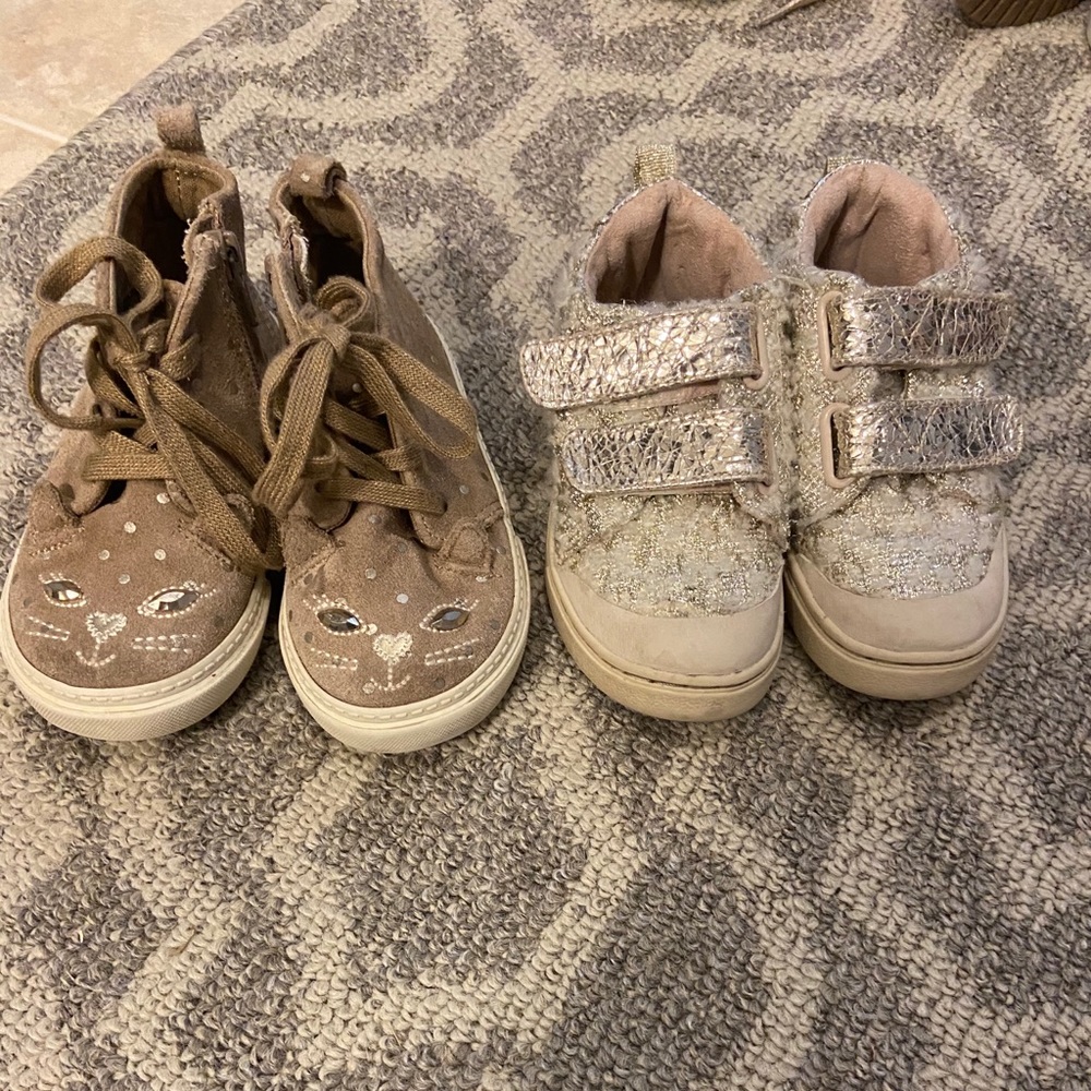 Girls Gap and toms booties